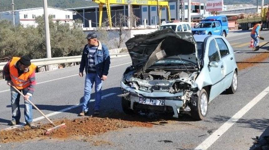 Muğla&rsquo;da Trafik Kazası: 8 Yaralı