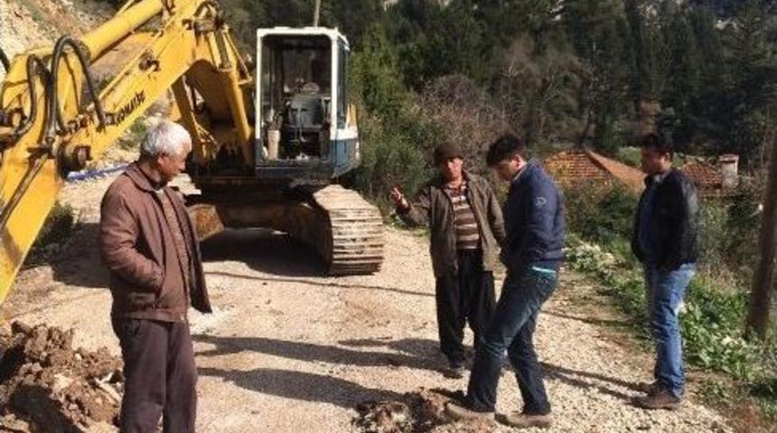 Asat&rsquo;tan Mahallelerde İ&ccedil;me Suyu &Ccedil;alışması