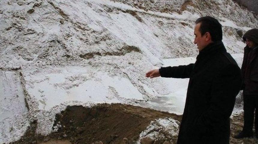 G&ouml;&ccedil;&uuml;k Yaşanan Hes Kanalı Tarım Alanlarına Zarar Verdi