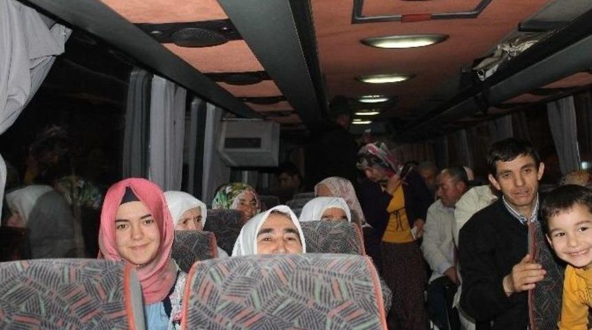 D&uuml;zi&ccedil;i&rsquo;nden 90 Kişi Umre&rsquo;ye Gitti