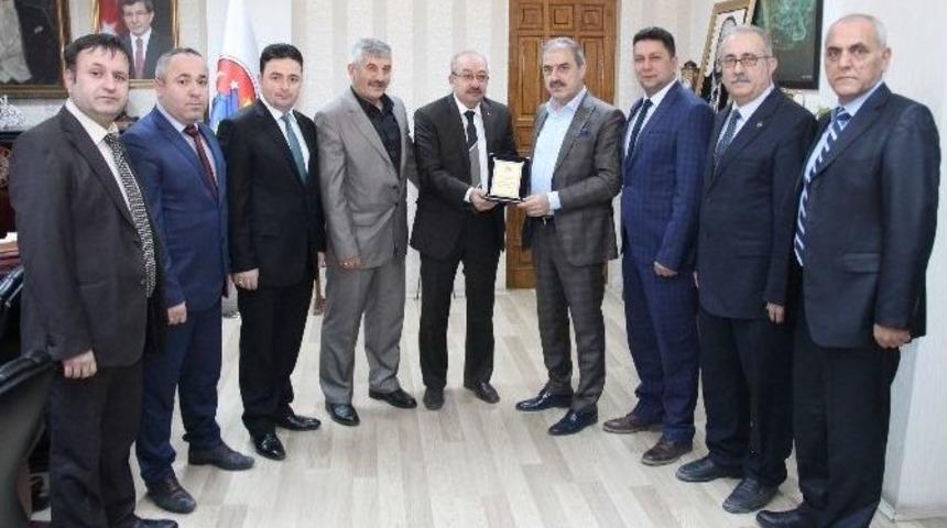 Ahi Yaran Meclisinden Başkan Din&ccedil;&rsquo;e Teşekk&uuml;r Ziyareti