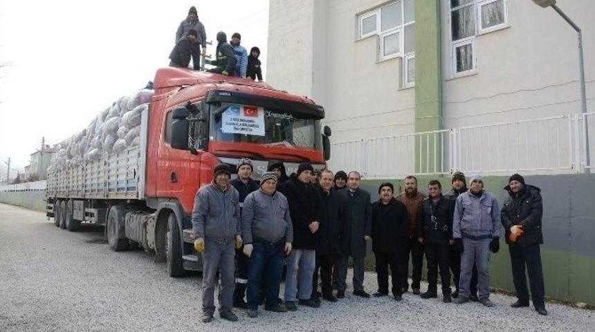 Bayırbucak&rsquo;a Bir Tır Yardım Malzemesi Daha G&ouml;nderildi