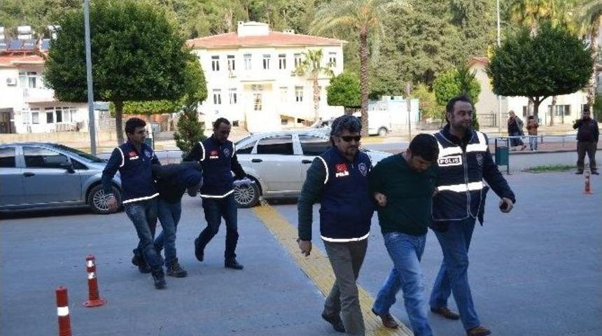 Sahte Dolarla Yakalandılar