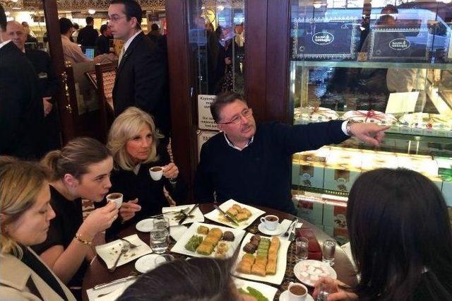 (özel Haber) Joe Bıden’in Eşinden Obama’ya 40 Kilo Baklava