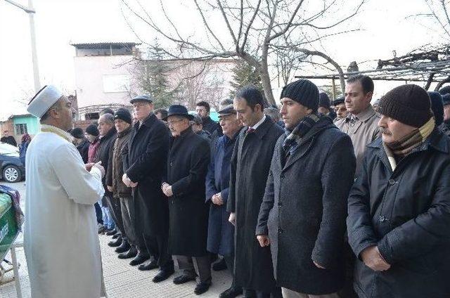 Müzeyyen Yıldırım Son Yolculuğuna Uğurlandı