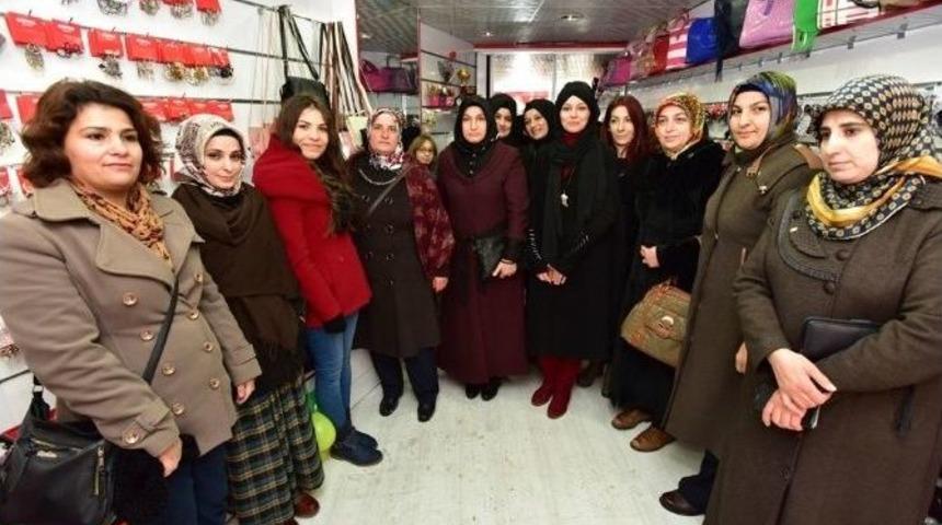 Ak Partililer Açılışa Katıldı