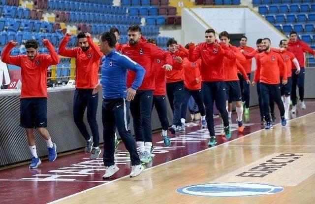 Trabzonspor Salonda Çalıştı