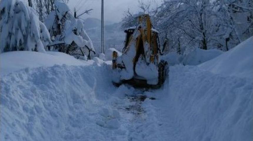 &Uuml;nye&rsquo;de Kar M&uuml;cadelesi