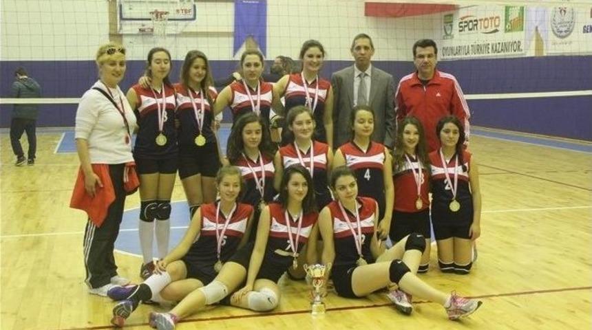 Liseli Kızların Voleybol Turnuvası