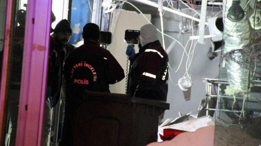 Beyaz Eşya D&uuml;kkanında Patlama: 1 &Ouml;l&uuml;