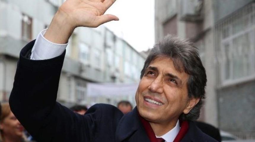 Mustafa Demir, Avrupa Yakası&rsquo;nın En Başarılı Belediye Başkanı