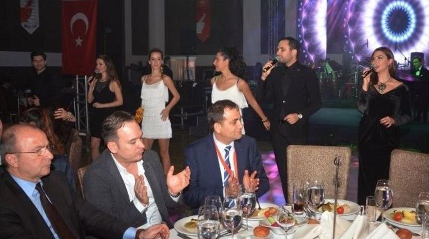 Eczacılar Enbe Orkestrası İle Stres Attı