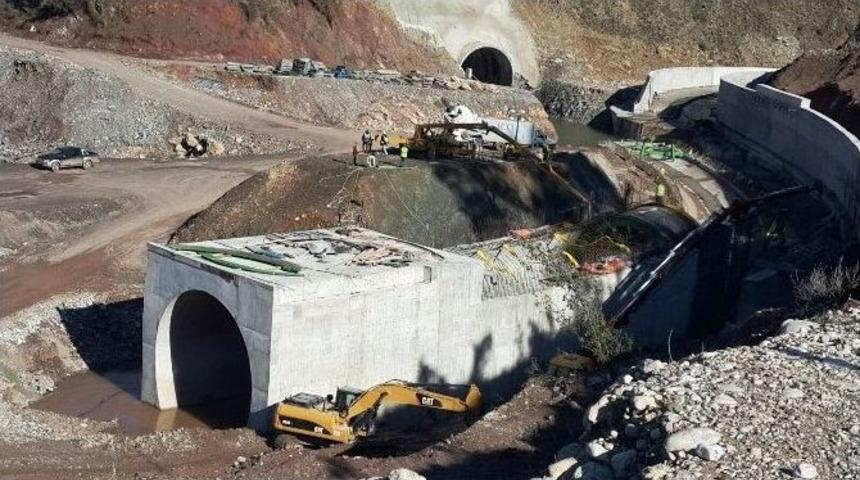 Aksu&rsquo;da 48 Bin 950 Dekar Tarım Alanını Suya Kavuşuyor