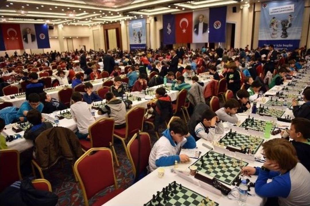 Satran&ccedil; Festivali Manavgat&rsquo;ta Başladı