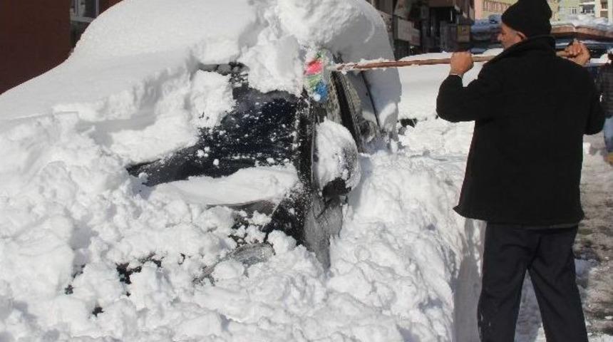 Rize&rsquo;de Soğuk Hava Ve Kar Yağışı