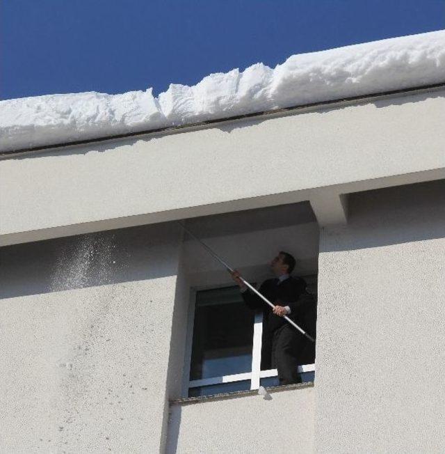 Rize’de Soğuk Hava Ve Kar Yağışı