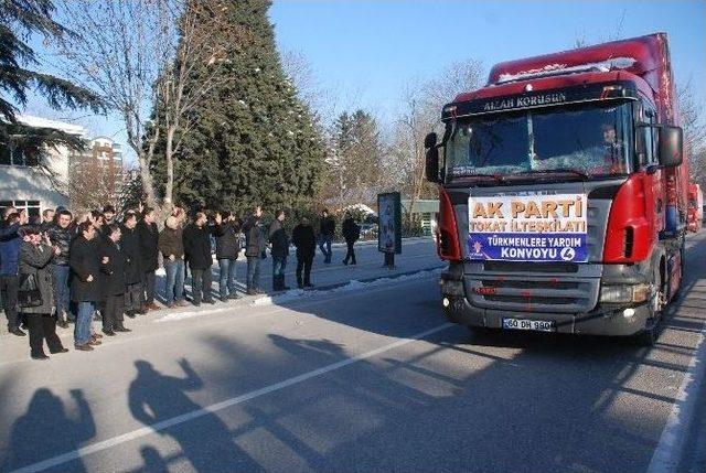 Tokat’tan Bayır Bucak Türkmenlerine 8 Tır Yardım