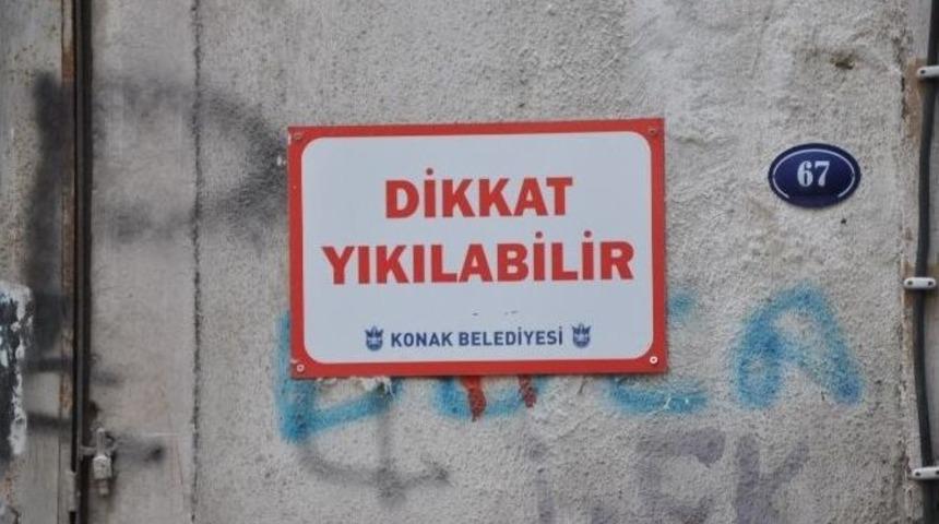 &rsquo;dikkat Yıkılabilir&rsquo; Yazısı Asıldı, Tedbir Vatandaşa Bırakıldı