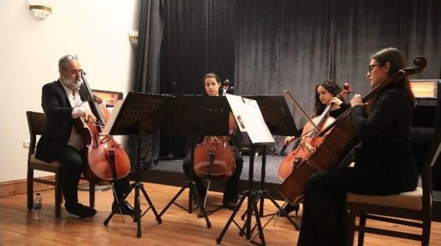 Uğur Mumcu Buca&rsquo;da Konserle Anıldı