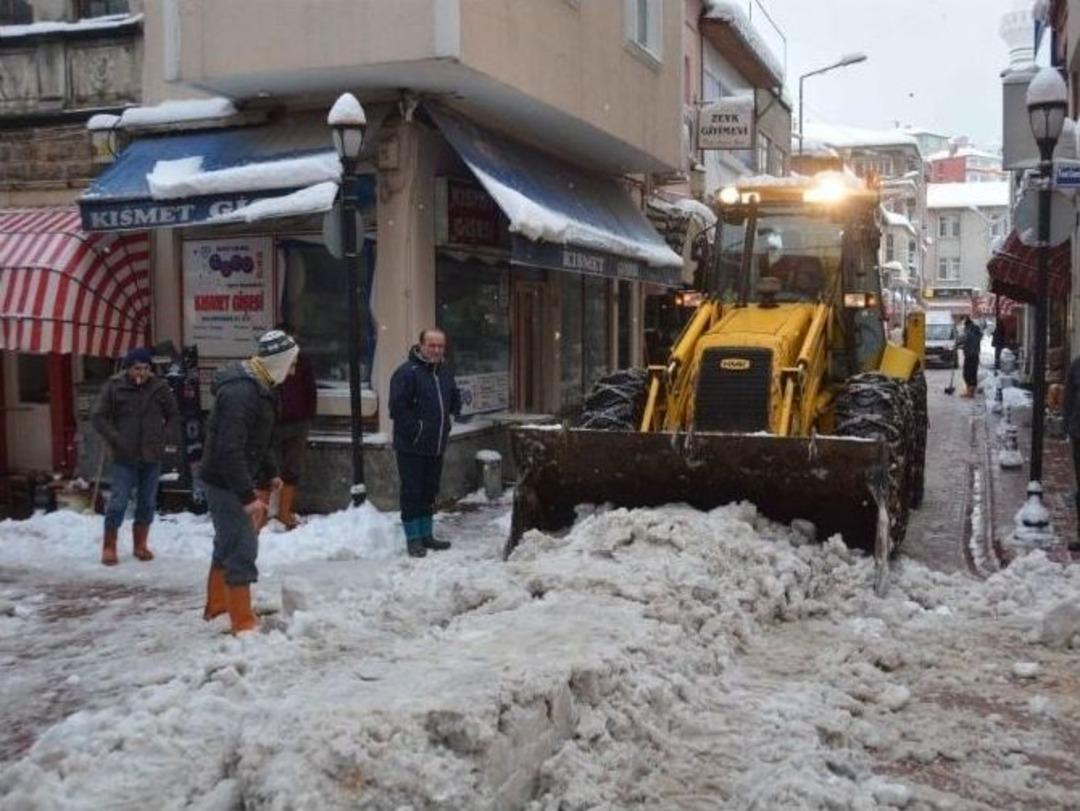 İnebolu&rsquo;da Kar Esareti