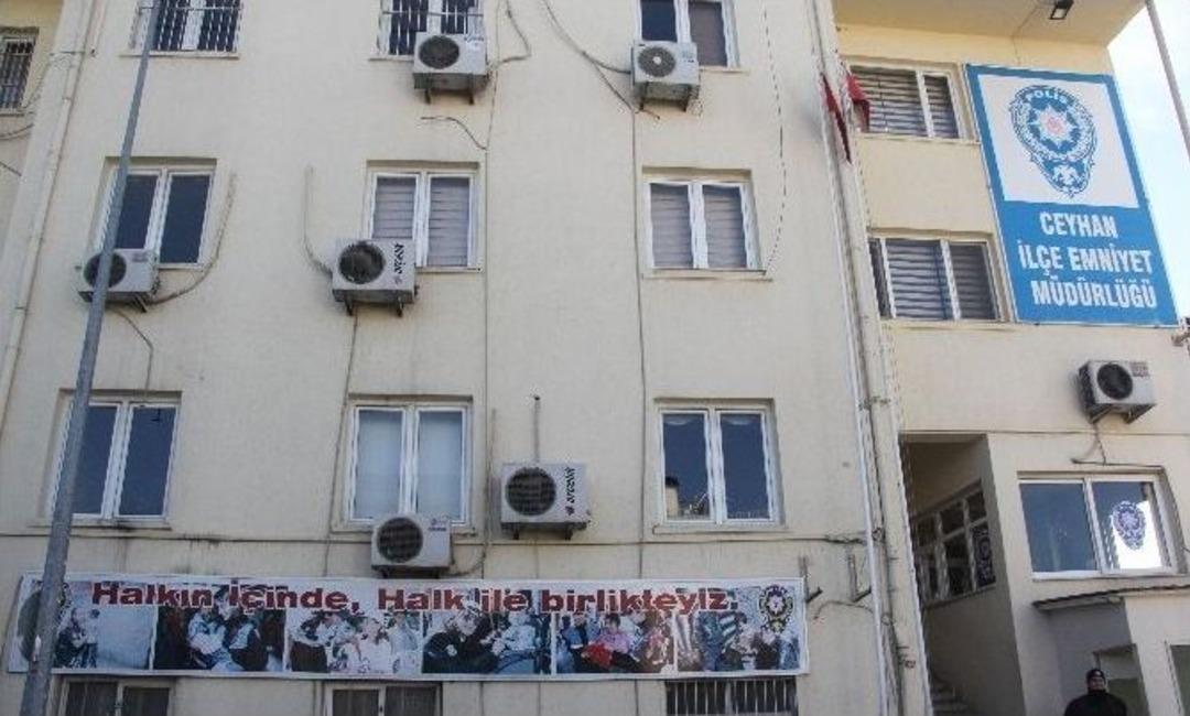 Eşinin &Ccedil;ıplak Fotoğrafını G&ouml;steren Arkadaşını &Ouml;ld&uuml;r&uuml;p G&ouml;md&uuml;