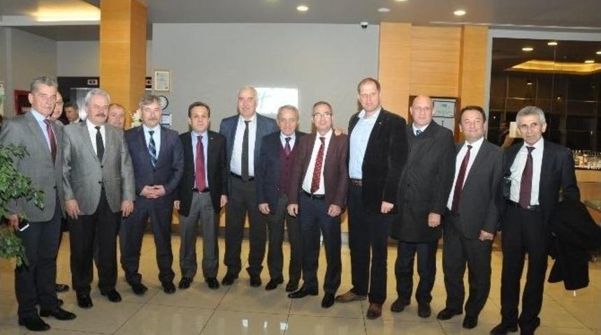 G&uuml;zg&uuml;l&uuml; Ve Coşkun Tso Yemeğine Katıldı