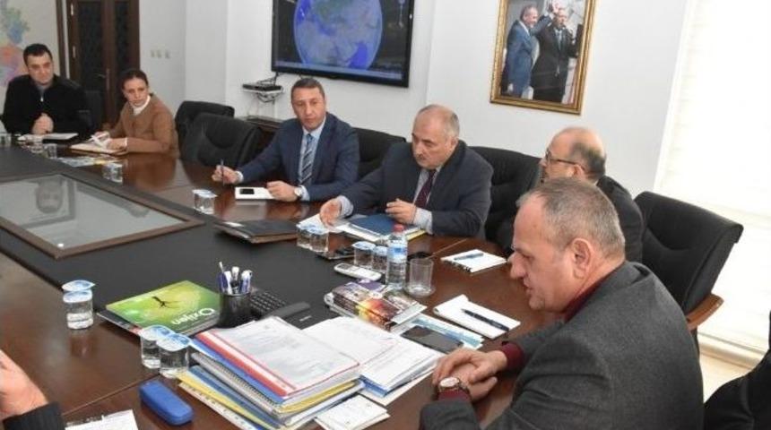 D&uuml;zce Belediyesi Yoğun Mesai Yapıyor