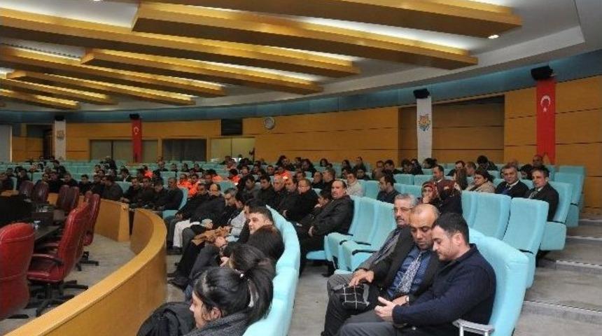 Başkan Can, Taşeron İş&ccedil;ilerle Toplantı Yaptı