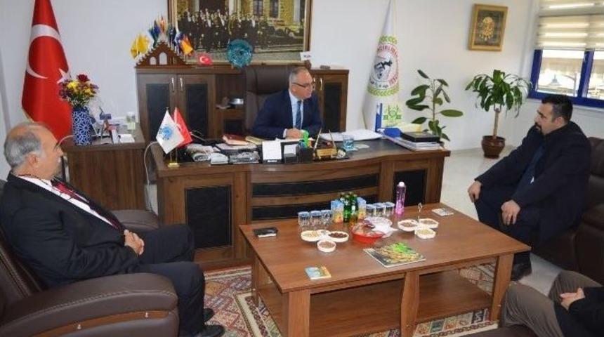 Başak Koleji, İncirliova Belediye Başkanı Kale&rsquo;yi Ziyaret Etti