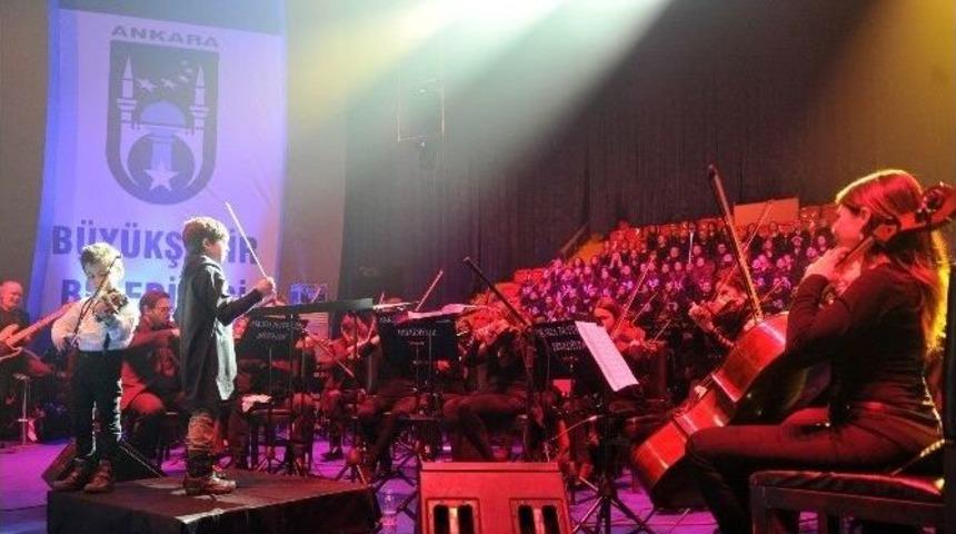 Barış Man&ccedil;o Ve Cem Karaca&rsquo;ya Vefa Konseri