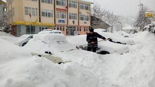 Başçiftlik’de Kar Kalınlığı 1.5 Metreyi Geçti