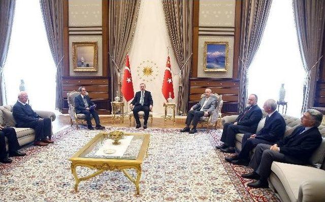 T&uuml;rk Ocakları Heyeti Beştepe&rsquo;de 1