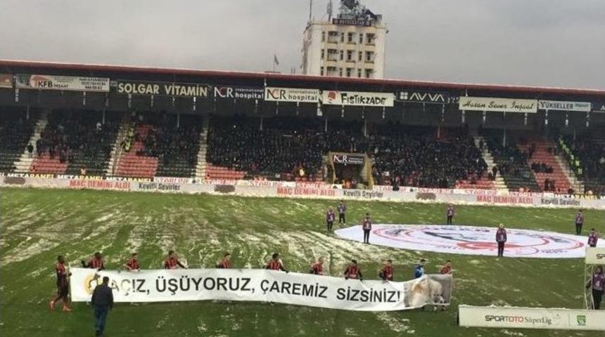 Gaziantepspor&rsquo;a Pankart Teşekk&uuml;r&uuml;