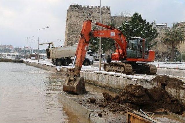 Sinop’ta Rıhtım Genişliyor