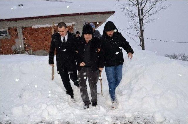 Işın Tedavisi Gören Hasta İçin Büyükşehir Seferber Oldu