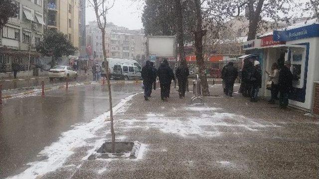 Balıkesir&rsquo;de Kar Yağışı Başladı 3