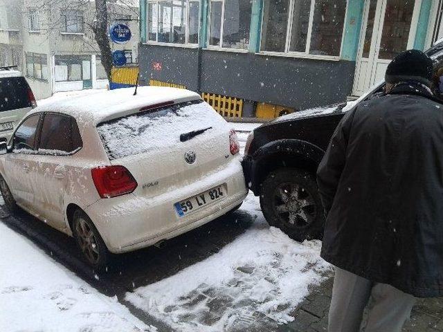 Yollar Kayak Pistine Döndü