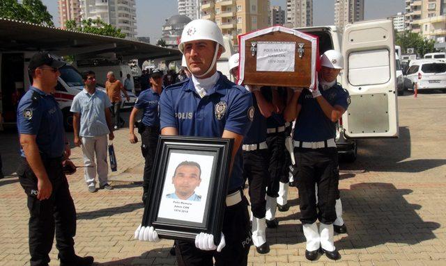 Kalp krizinden ölen polisin cenazesi memleketi uğurlandı