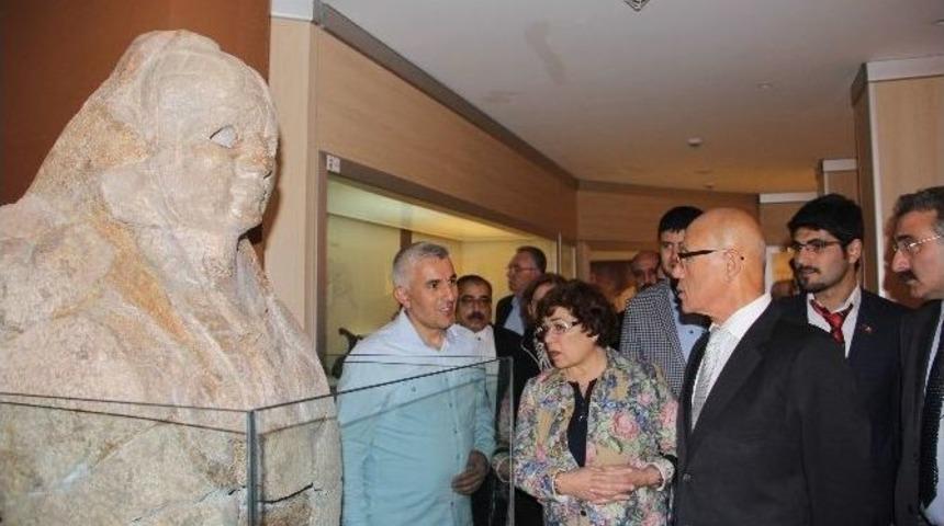 &Ccedil;orum&rsquo;a Gelen Turist Sayısı D&uuml;şt&uuml;