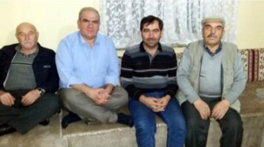 Ak Parti&rsquo;den Yangın Mağduru Aileye Ziyaret Ve Yardım