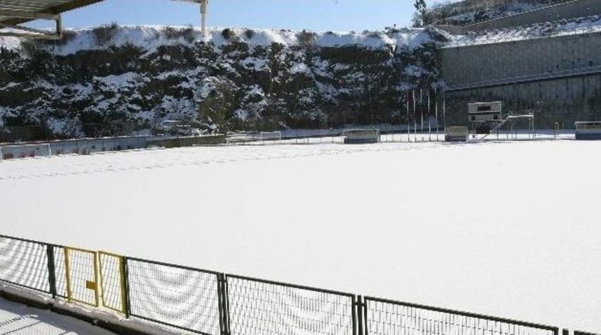 1461 Trabzon - Karab&uuml;kspor Ma&ccedil;ı Ahmet Suat &Ouml;zyazıcı Stadı&rsquo;na Alındı