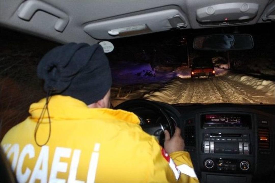 (&ouml;zel Haber) Donmak &Uuml;zere Olan Vatandaş 4 Saatlik Operasyonla Kurtarıldı