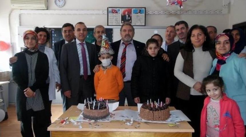 L&ouml;semi Hastası &Ccedil;ocuklar İlk Kez Doğum G&uuml;n&uuml; Kutladı