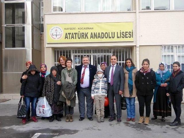 Lösemi Hastası Çocuklar İlk Kez Doğum Günü Kutladı