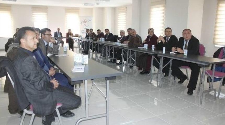 Van&rsquo;da &rsquo;okul S&uuml;t&uuml;&rsquo; Bilgilendirme Toplantısı