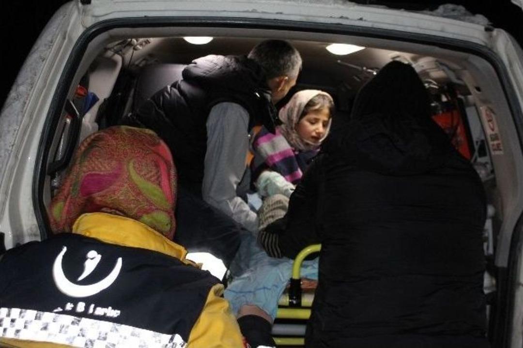 Y&uuml;ksekova&rsquo;da Hasta Kurtarma Operasyonu