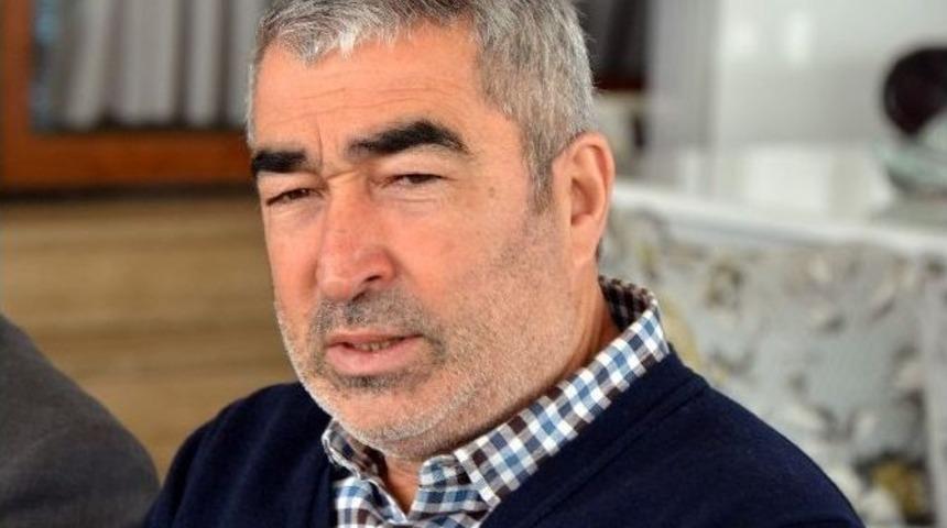 Eskişehirspor Stoper Ve Santrfor Arayışında