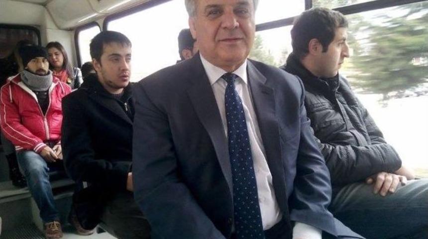 Isparta&rsquo;da Halk Otob&uuml;slerine Yaşlıların &Uuml;cretsiz Binişine Sınırlama Geliyor