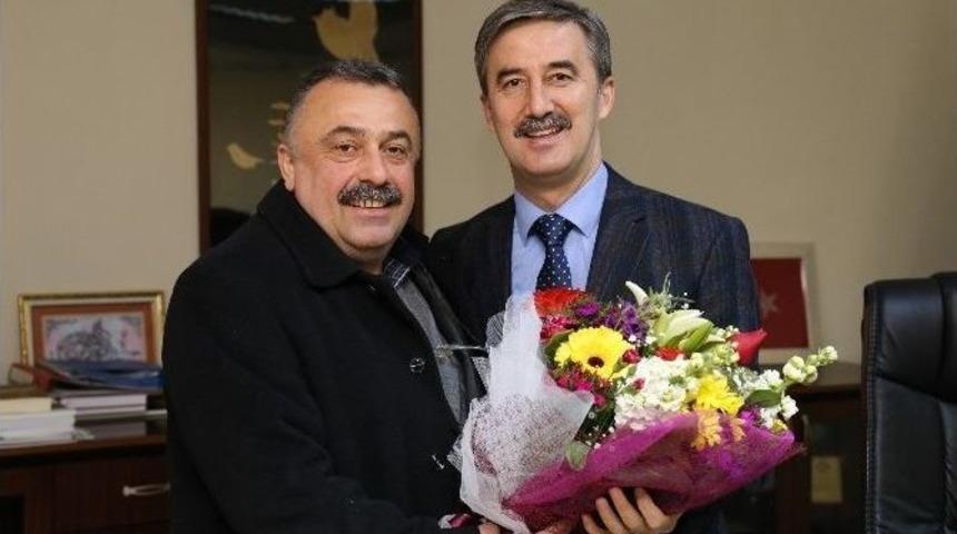 Karadenizliler&rsquo;den Başkan Şirin&rsquo;e Teşekk&uuml;r Ziyareti