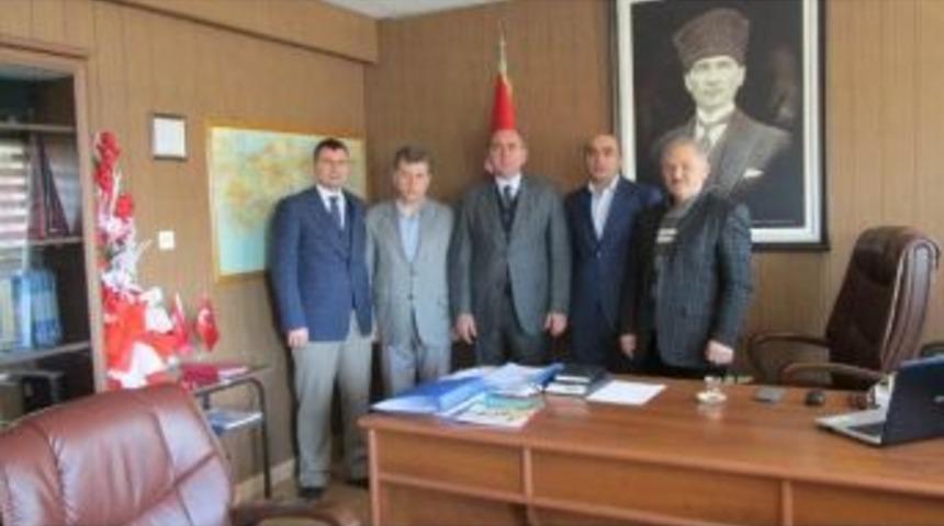 İhh’den Milli Eğitim Müdürüne Ziyaret